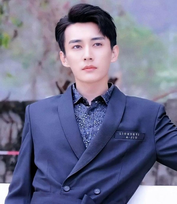 演副角时比主角还出彩，挑大梁却不尽东谈观念，这6位男星好难熬